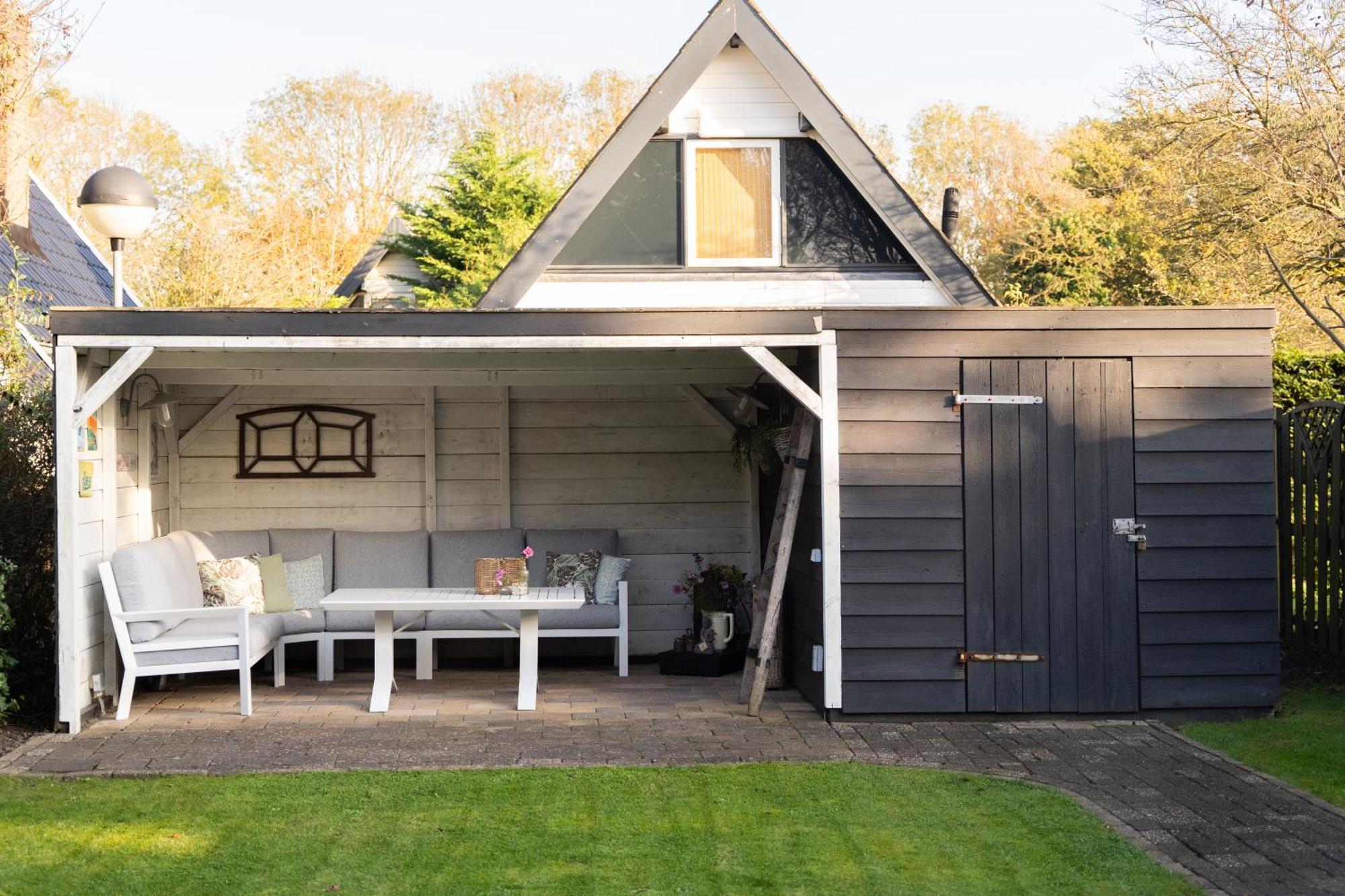Peaceful Holiday Home In Tuitjenhorn Exterior foto